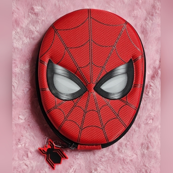 Disney Store Spider-Man Zip-Up Stationery Kit - Picture 2 of 8